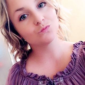 Meet your Posher, Brandi